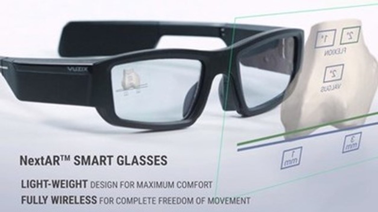 Smart Glasses Expand AR Surgical Product Presence HealthTech HotSpot